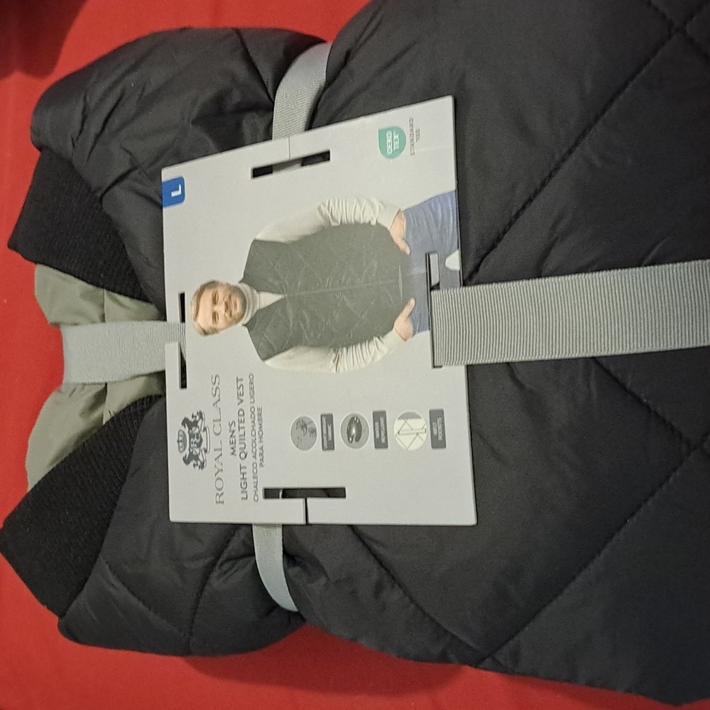 Royal Class L Black Men's Light Quilted Vest NWT